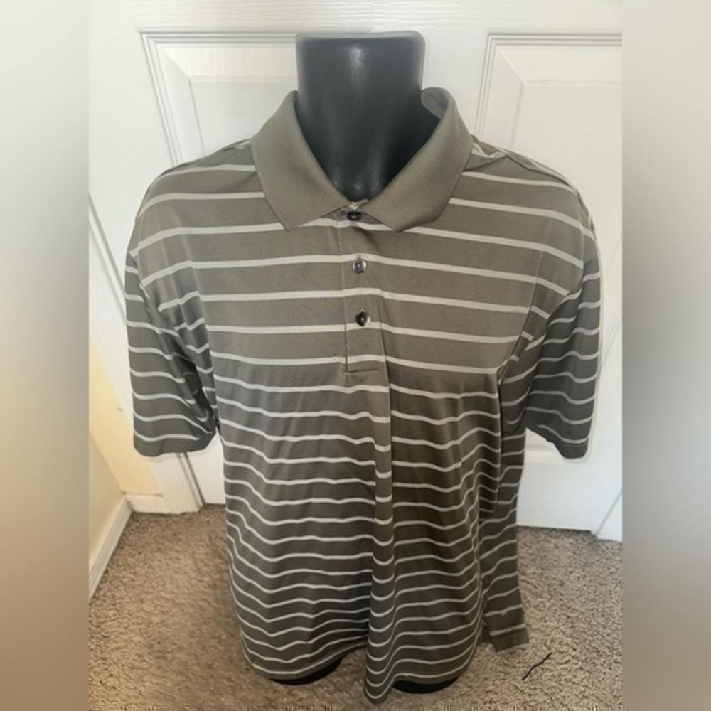 Men’s pre own as is adidas clima cool golf stripe polo shirt size XL